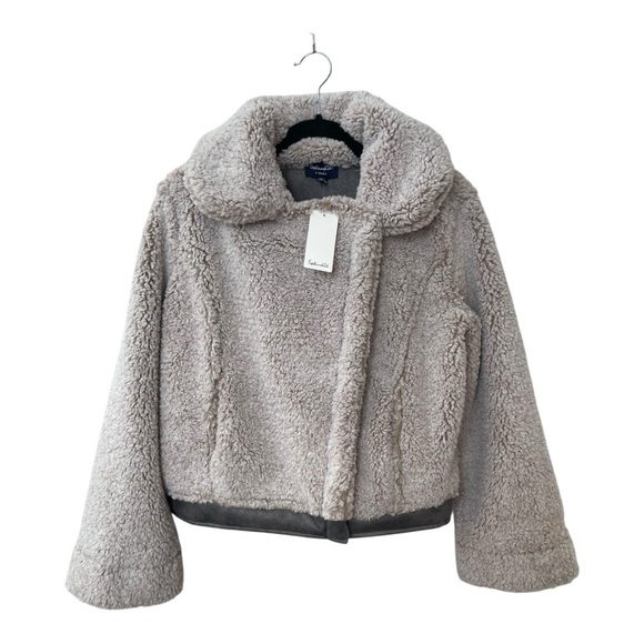 Splendid Jackets & Blazers - Splendid Women's Oatmeal Sherpa Bomber Jacket RW8J110 Size XS MSRP$238 NWT